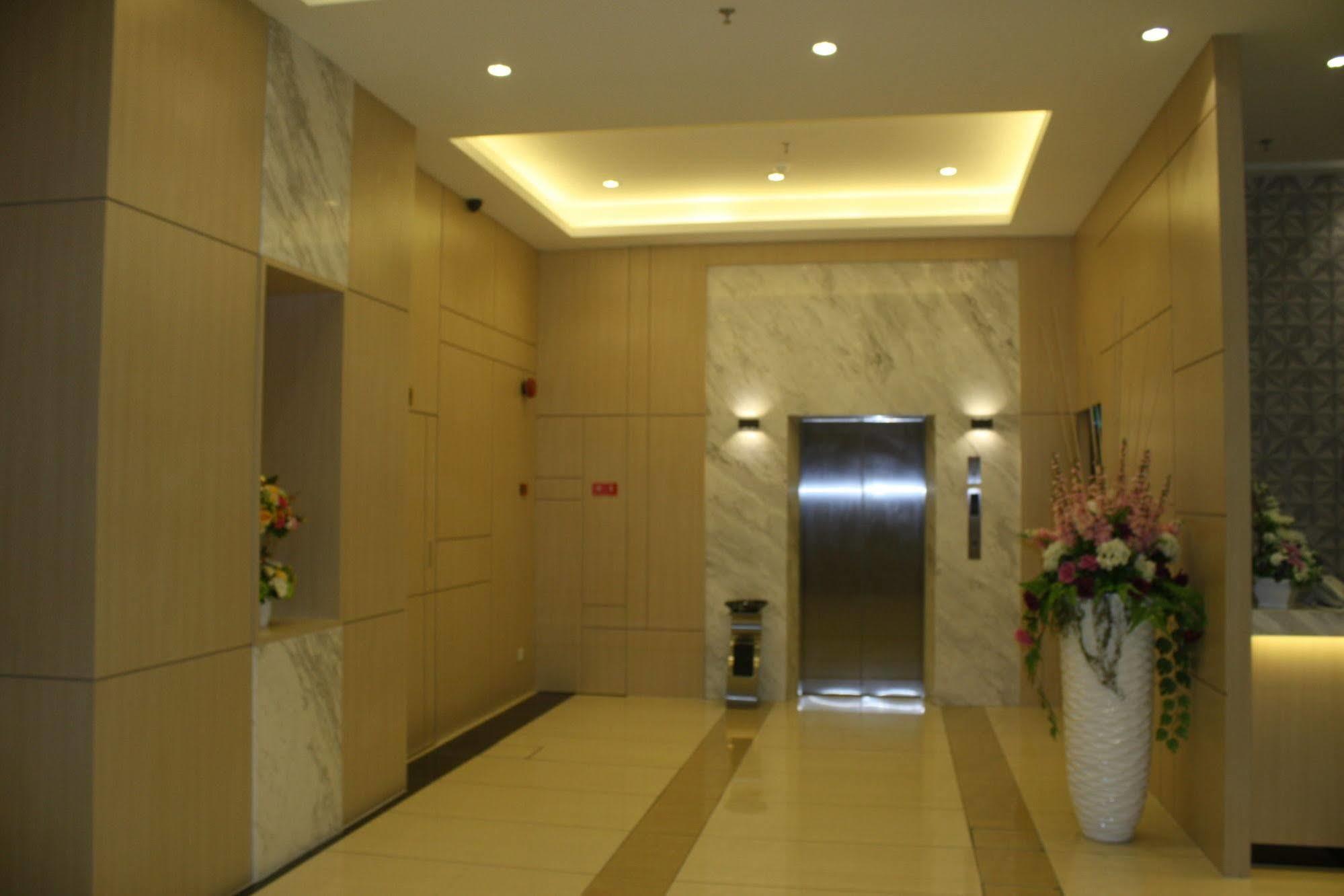 Aurora Hotel Malacca Buitenkant foto