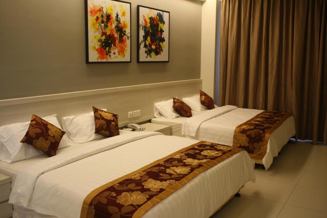 Aurora Hotel Malacca Buitenkant foto